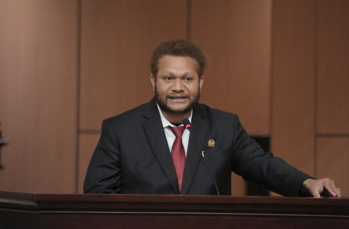 Terkait Guru Sering Abaikan Tugas, Senator PFM Marah dan Minta Pemda Tindak Tegas!