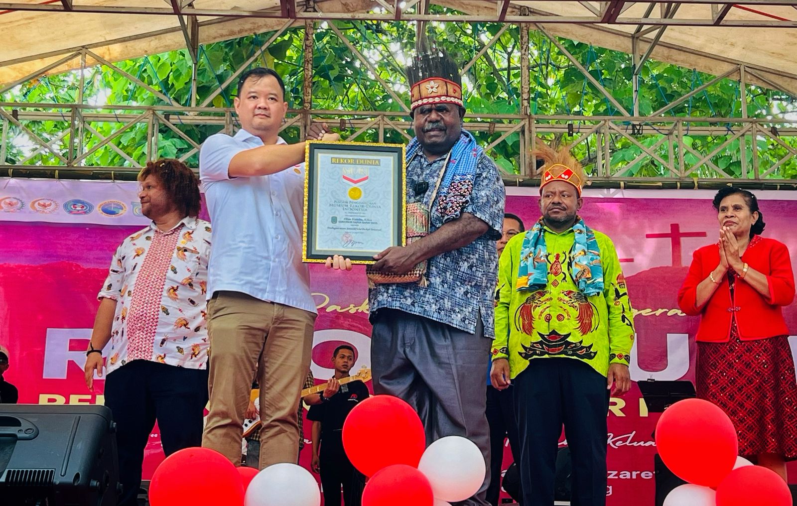 Papua Barat Daya Provinsi Pertama di Indonesia Pecahkan Rekor MURI 10.000 Telur Paskah Terbanyak di Dunia