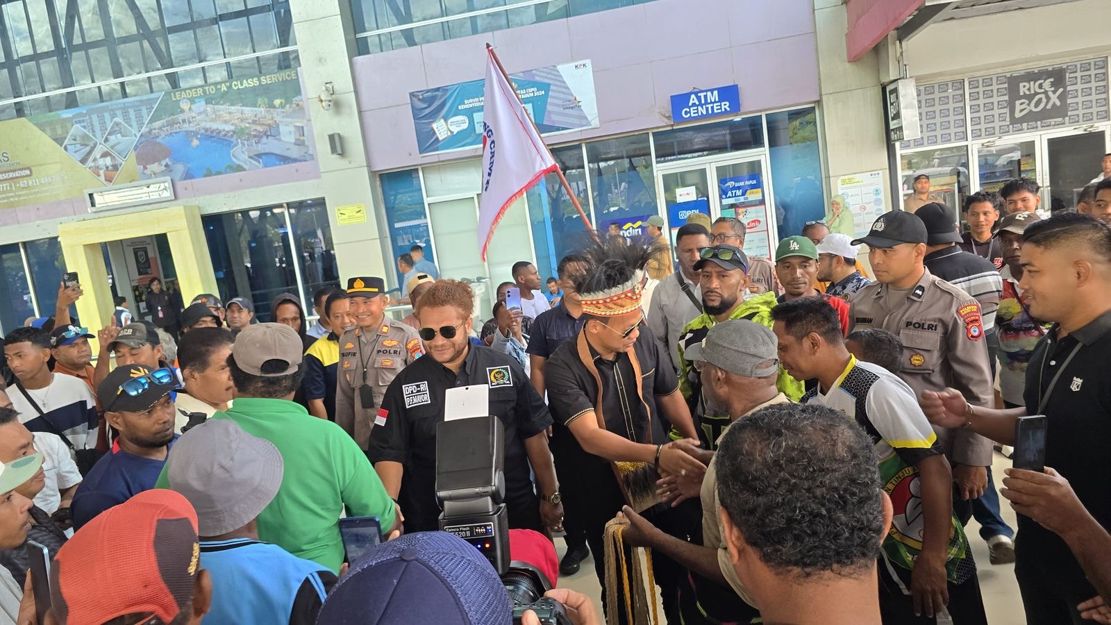 Pecah, Rekor Konvoi Tinju Terbanyak di Indonesia