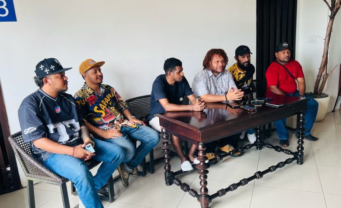 Petinju Dunia Daud Yordan Bakal Konvoi Keliling Kota Sorong Launching Kejurda Tinju Amatir